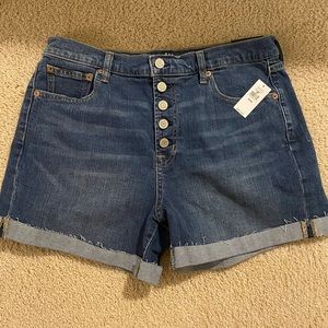 NWT Gap ladies high rise shorts